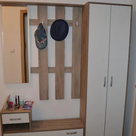 Apartament Bratanov In Sunny Day 6